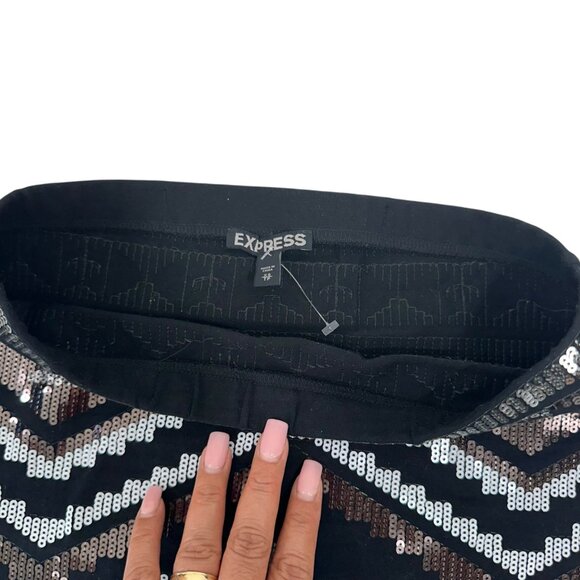 Express Black Mini Skirt With Sequin Aztec Geometric Pattern Womens Size XS - Picture 3 of 7